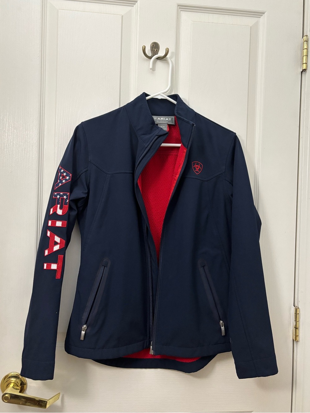 Ariat AriatTEK Women’s Medium Navy Softshell Jacket Patriotic USA Logo Western